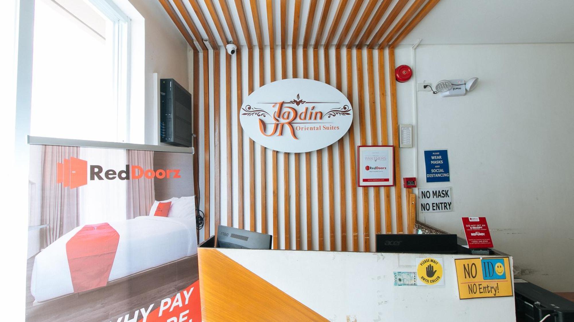 Reddoorz @ Jardin Lrt Tayuman Hotel